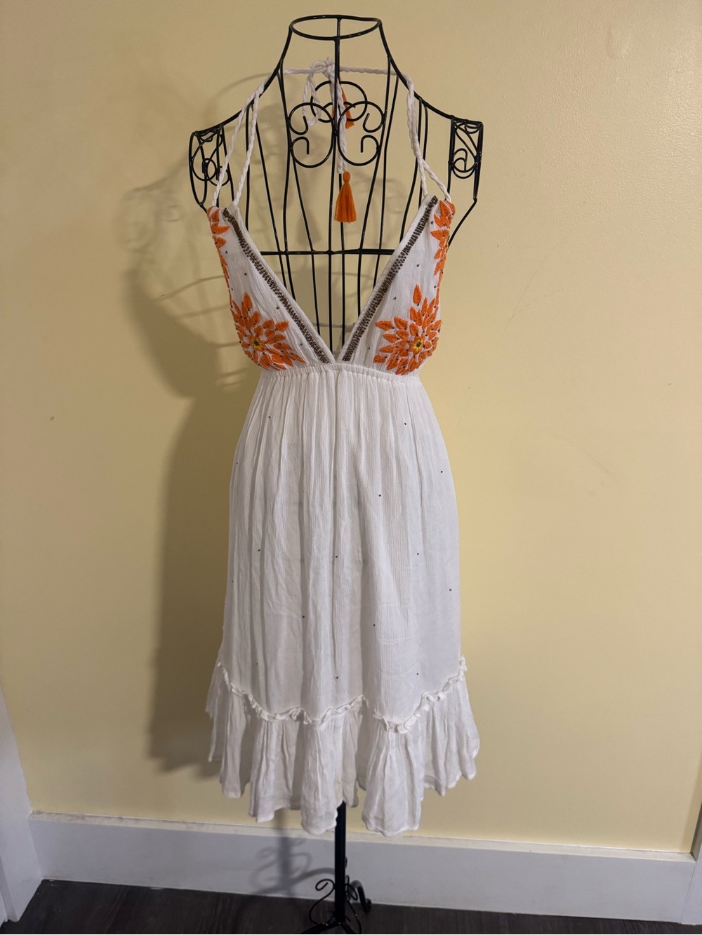 NWT Raga Embroidered Halter Dress Size Small - Picture 4 of 10
